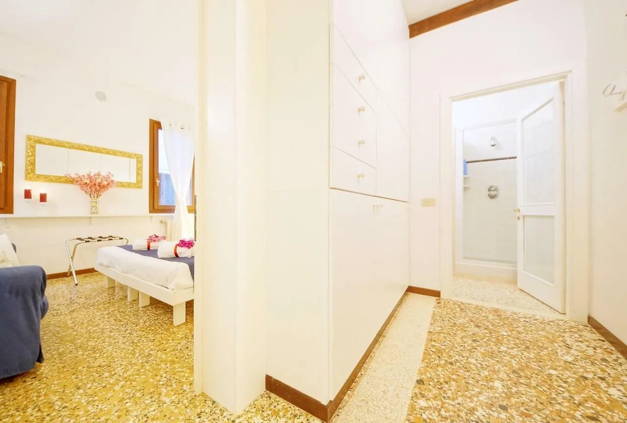 Santa Marina Apartment Rialto Venice